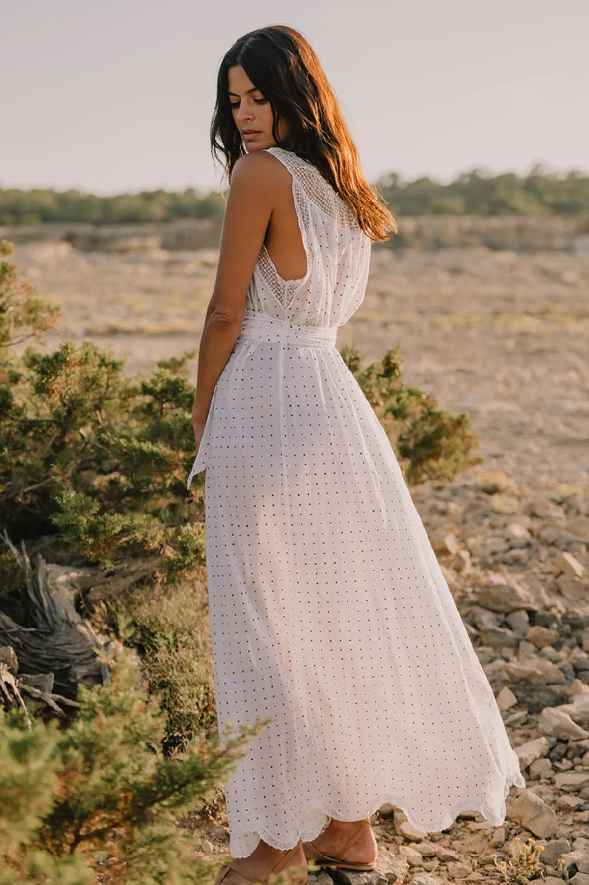 tirana_lace_straps_maxi_kaftan_3-2.webp Soler Tirana Lace Straps Maxi Kaftan